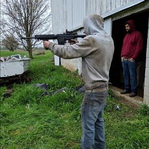 Meet your Posher, Earl